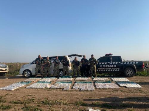 Más de 300 kilos de cocaína fue incautada en una pista clandestina